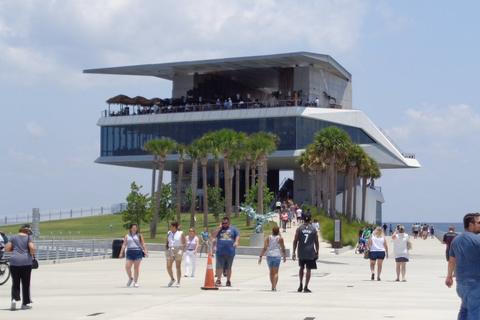 The pier, looking east.