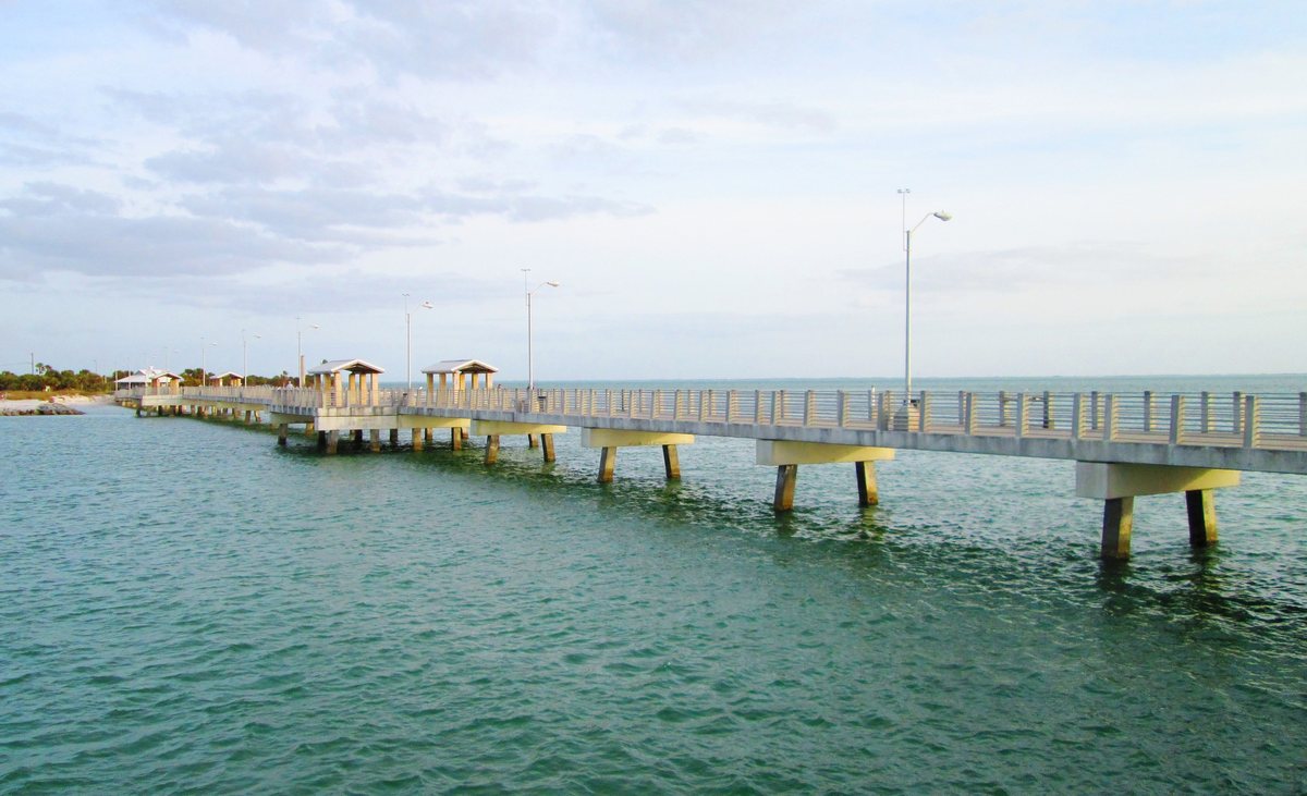 The Gulf pier at Fort De Soto.