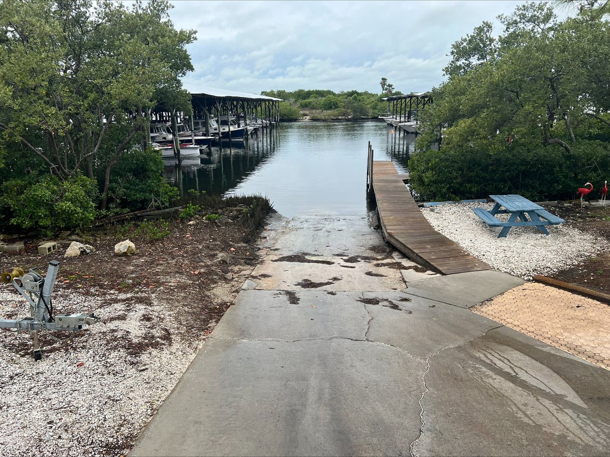 Prior Marina, in Smith Bayou.
